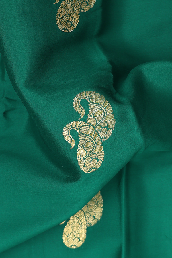 Mysore Silk Saree In Forest Green With Paisley Buttas