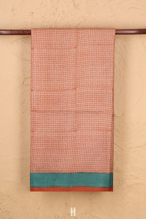 Tussar Silk Saree In Cream Color With Printed Design