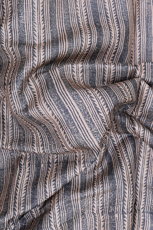 Tussar Silk Saree In Cream And Grey With Stripes Design