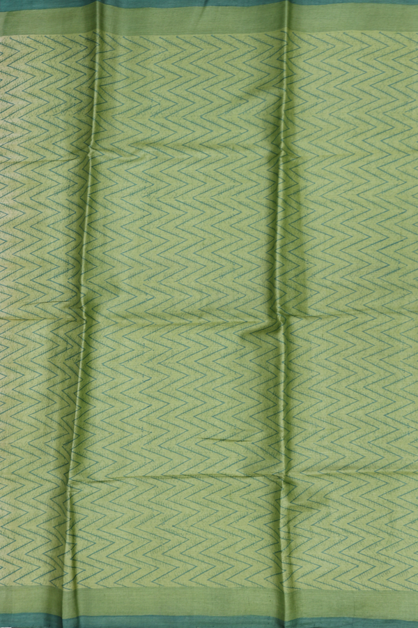 Tussar Silk Saree In Green With Chevron Design