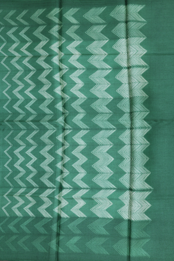Tussar Silk Saree In Forest Green With Shibori Design