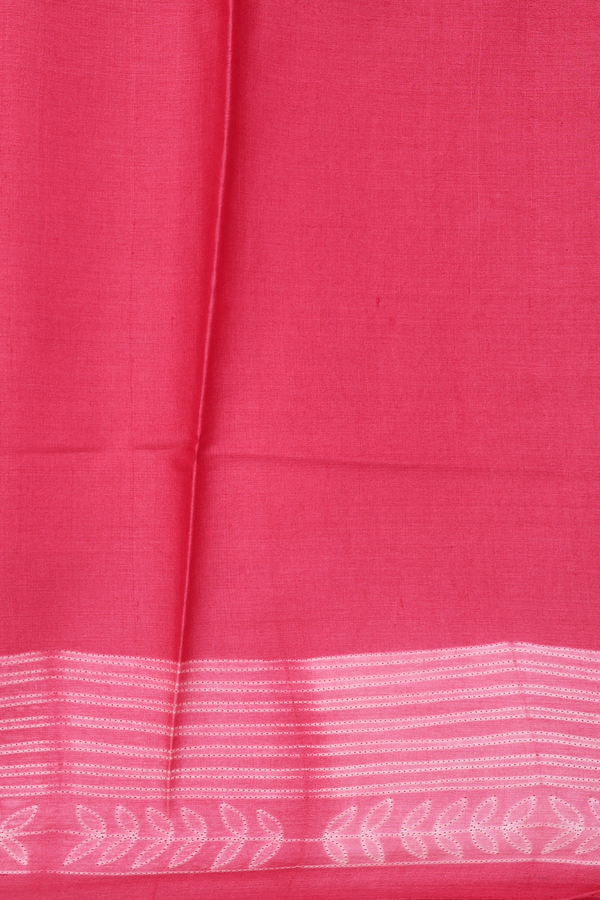 Tussar Silk Saree In Red With Shibori Design