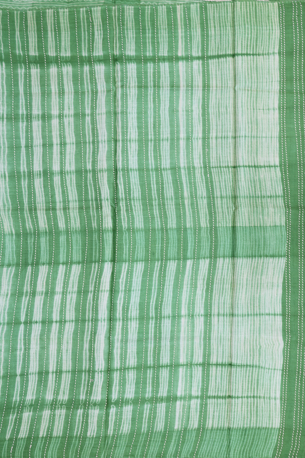 Tussar Silk Saree In Green With Shibori Design