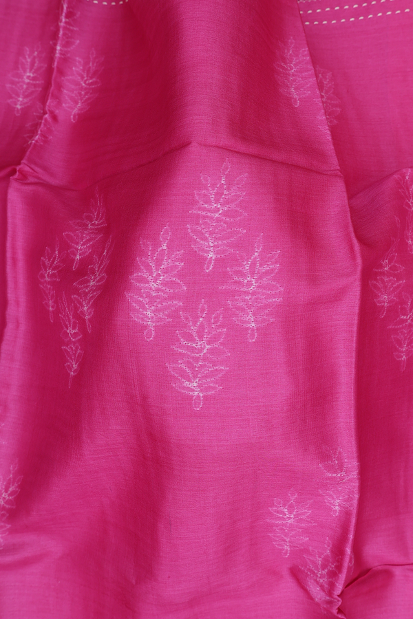 Tussar Silk Saree In Pink With Shibori Design