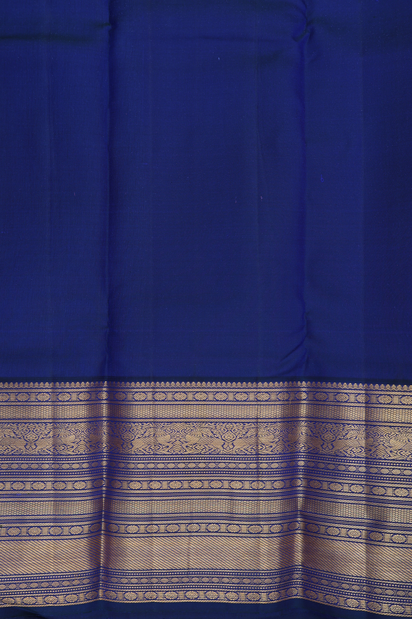 Kanchipuram Silk Saree In Pink With Paisley Buttas