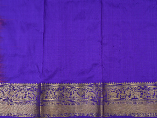 Paisley Buttas Red Kanchipuram Silk Pavadai Sattai Material