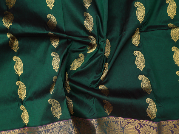 Paisley Design Green Kanchipuram Pavadai Sattai Material