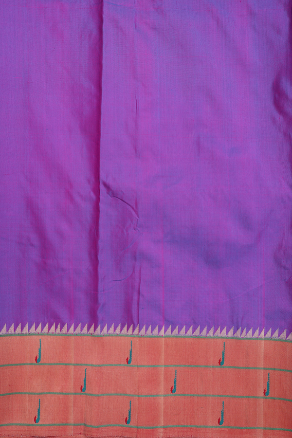 Paithani Silk Saree In Dual Tone With Paisley Buttas