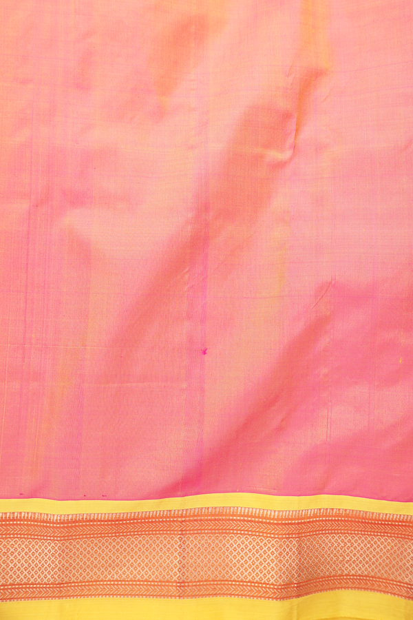 Paithani Silk Saree In Dual Tone With Paisley Buttis