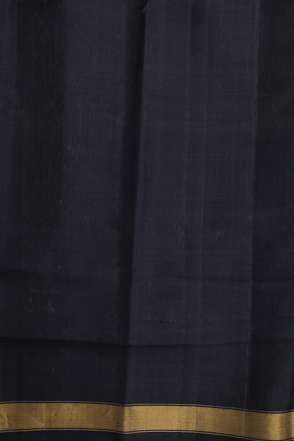 Patola Silk Saree In Black With Diamond Design