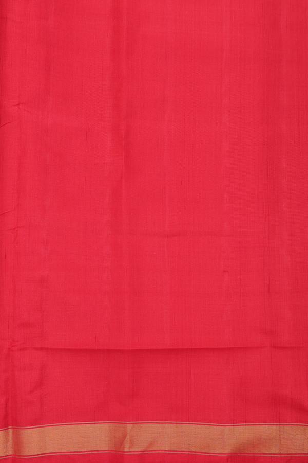 Patola Silk Saree In Chilli Red With Diamond Design