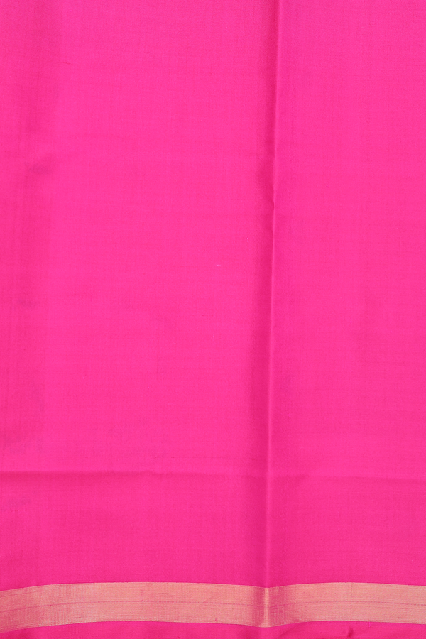 Patola Silk Saree In Dual Tone With Allover Design