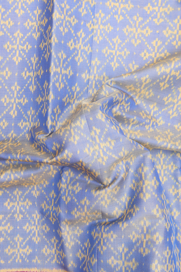 Patola Silk Saree In Dual Tone With Allover Design