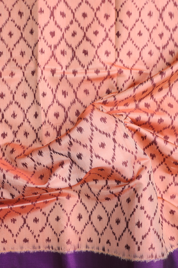 Patola Silk Saree In Rose Gold With Ogee Design