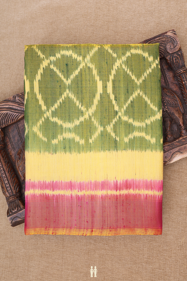 Patola Silk Saree In Green With Allover Design