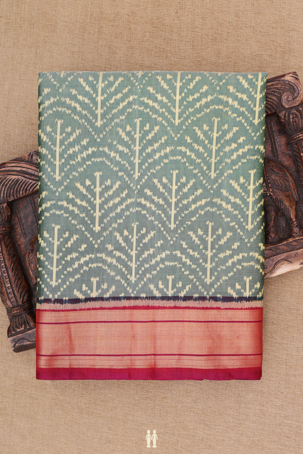 Patola Silk Saree In Green With Allover Design