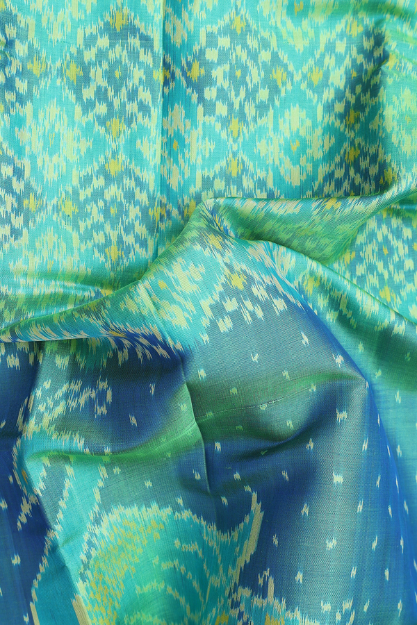 Patola Silk Saree In Dual Tone With Allover Design