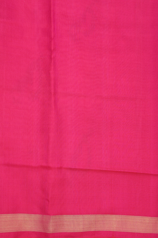 Patola Silk Saree In Green With Diamond Design