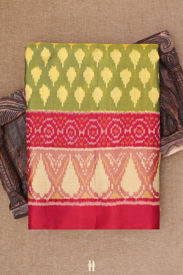 Patola Silk Saree In Green With Printed Buttas