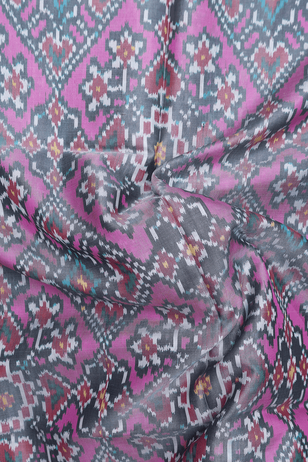 Patola Silk Saree In Pink With Allover Design