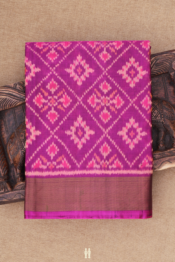 Patola Silk Saree In Purple With Diamond Design