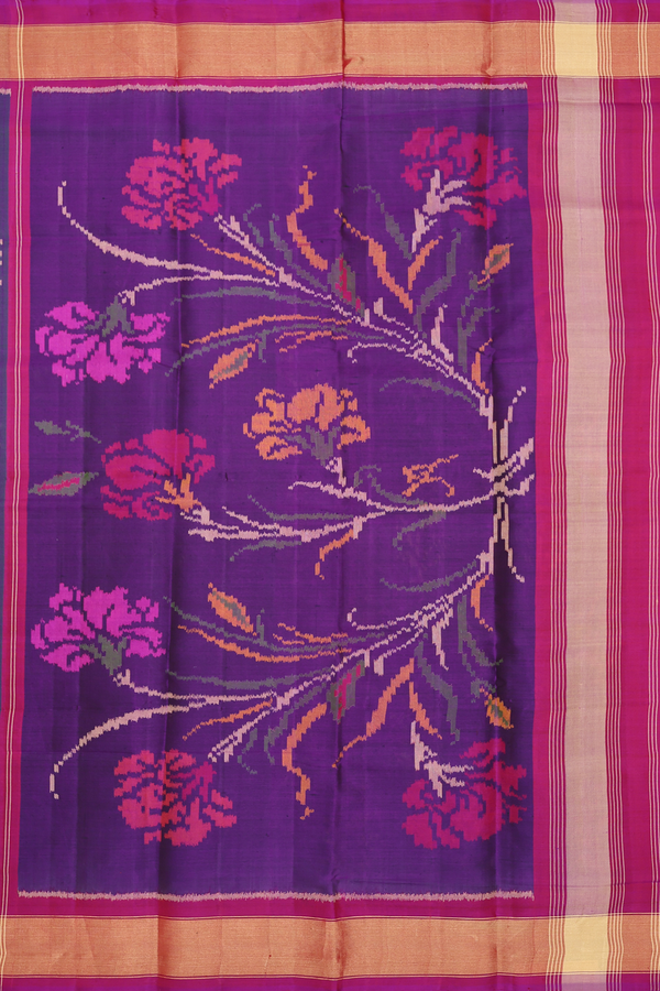 Patola Silk Saree In Dual Tone With Floral Motifs