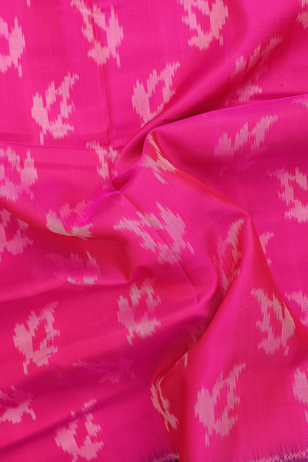 Patola Silk Saree In Rani Pink With Leaf Buttas
