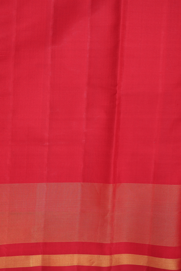 Patola Silk Saree In Red With Allover Design
