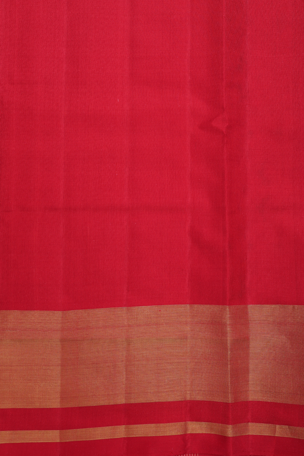 Patola Silk Saree In Red With Allover Design