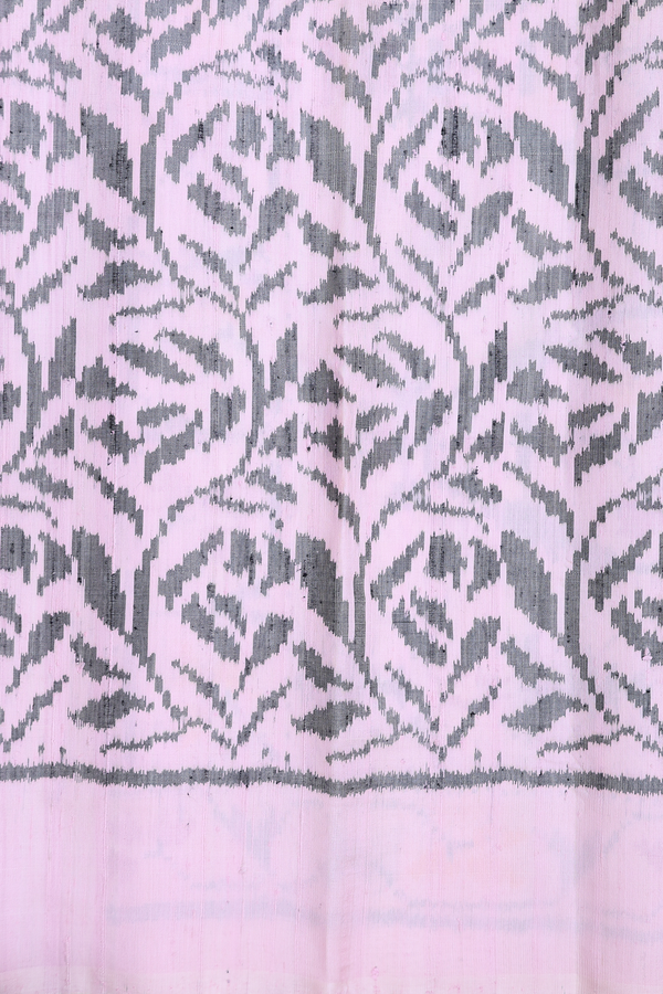 Patola Silk Saree In White With Ogee Design