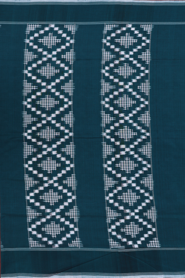 Pochampally Cotton Saree In Green With Diamond Design