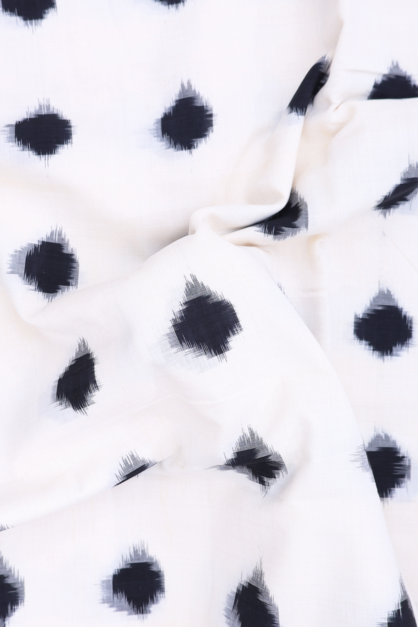 Pochampally Cotton Saree In White With Printed Design