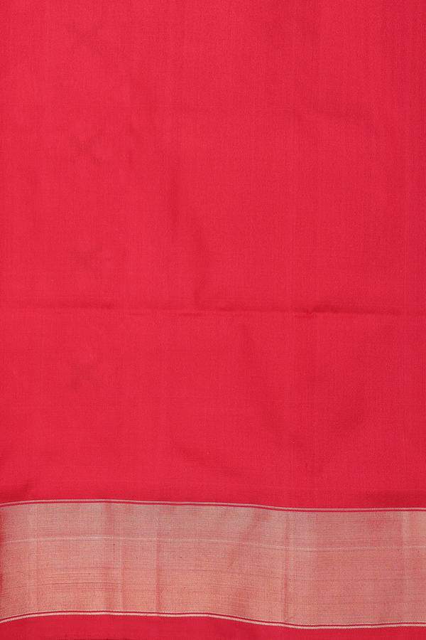 Pochampally Silk Saree In Beige With Ikat Design