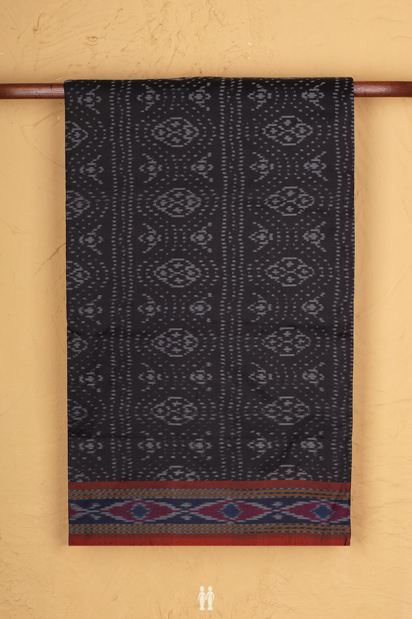 Pochampally Silk Saree In Black With Allover Design