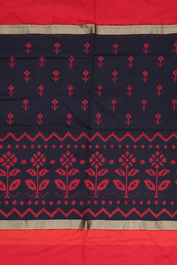 Pochampally Silk Saree In Black With Allover Design