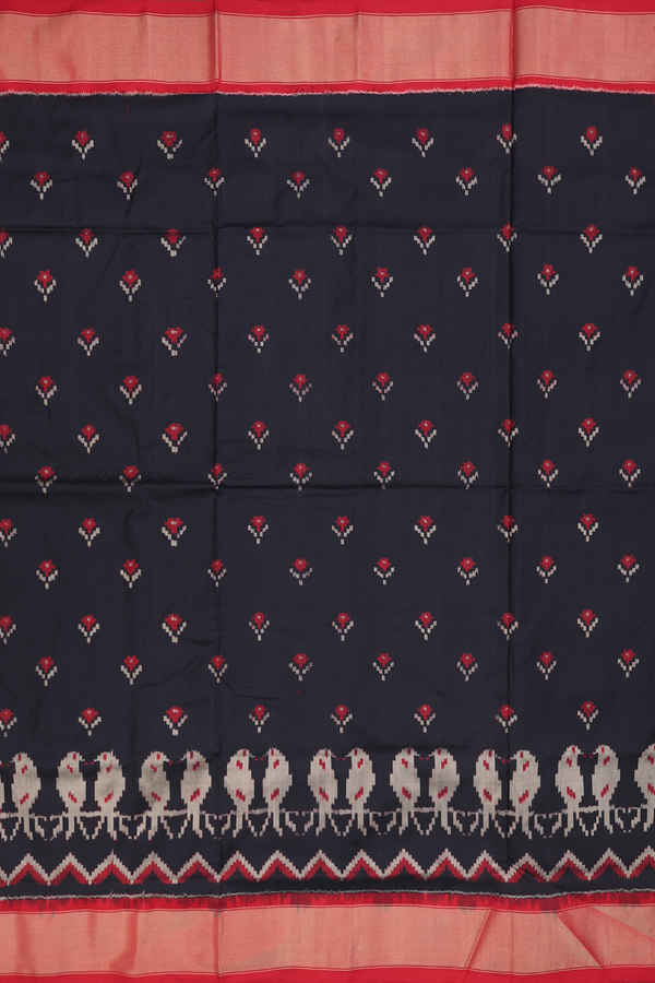 Pochampally Silk Saree In Black With Printed Buttas