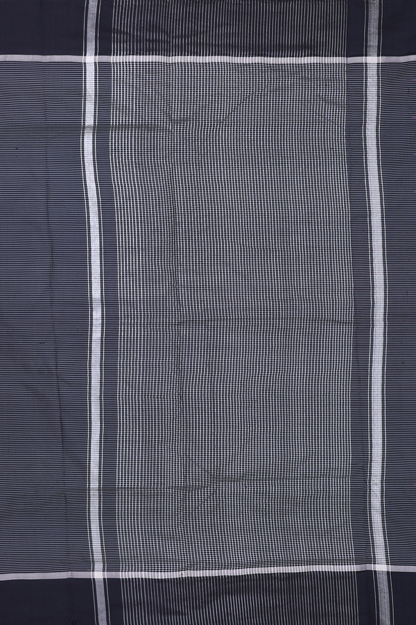 Pochampally Silk Saree In Black With Stripes Design