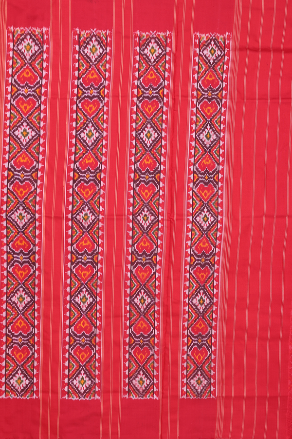 Pochampally Silk Saree In Chilli Red With Diamond Design