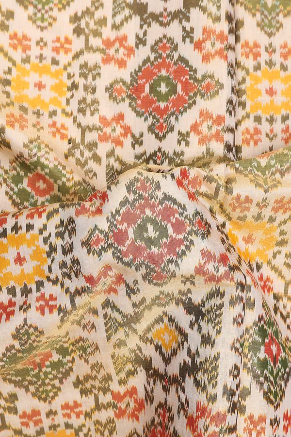 Pochampally Silk Saree In Tissue Off White With Ikat Design
