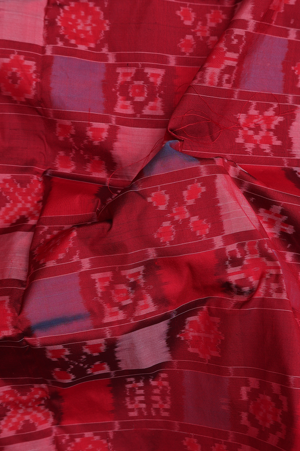 Pochampally Silk Saree In Crimson Red With Ikat Design