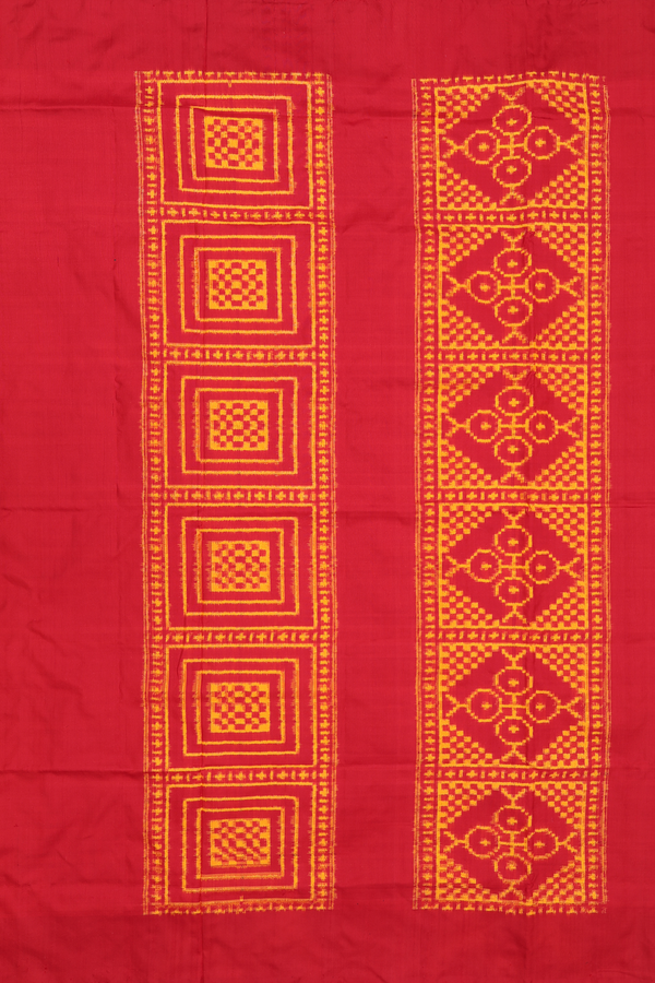 Pochampally Silk Saree In Crimson Red With Printed Design