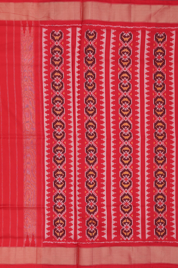 Pochampally Silk Saree In Dark Green With Birds Design