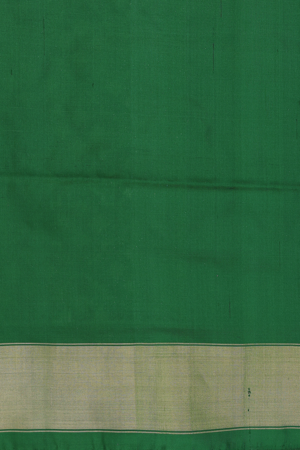 Pochampally Silk Saree In Dark Green With Floral Design