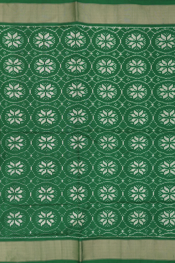 Pochampally Silk Saree In Dark Green With Floral Design