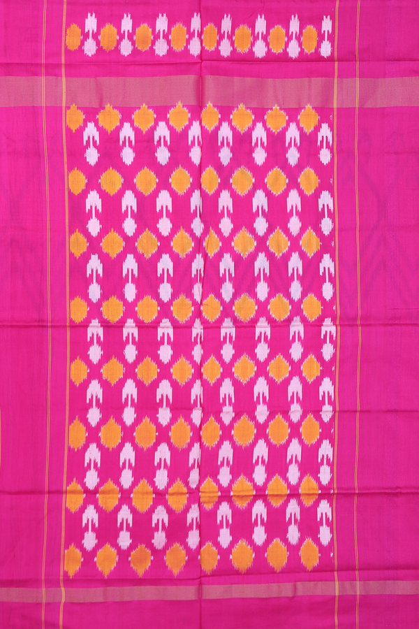 Pochampally Silk Saree In Off White With Chevron Design