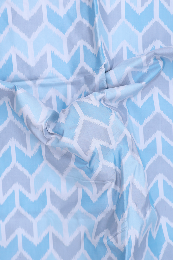 Pochampally Silk Saree In Light Grey With Printed Design