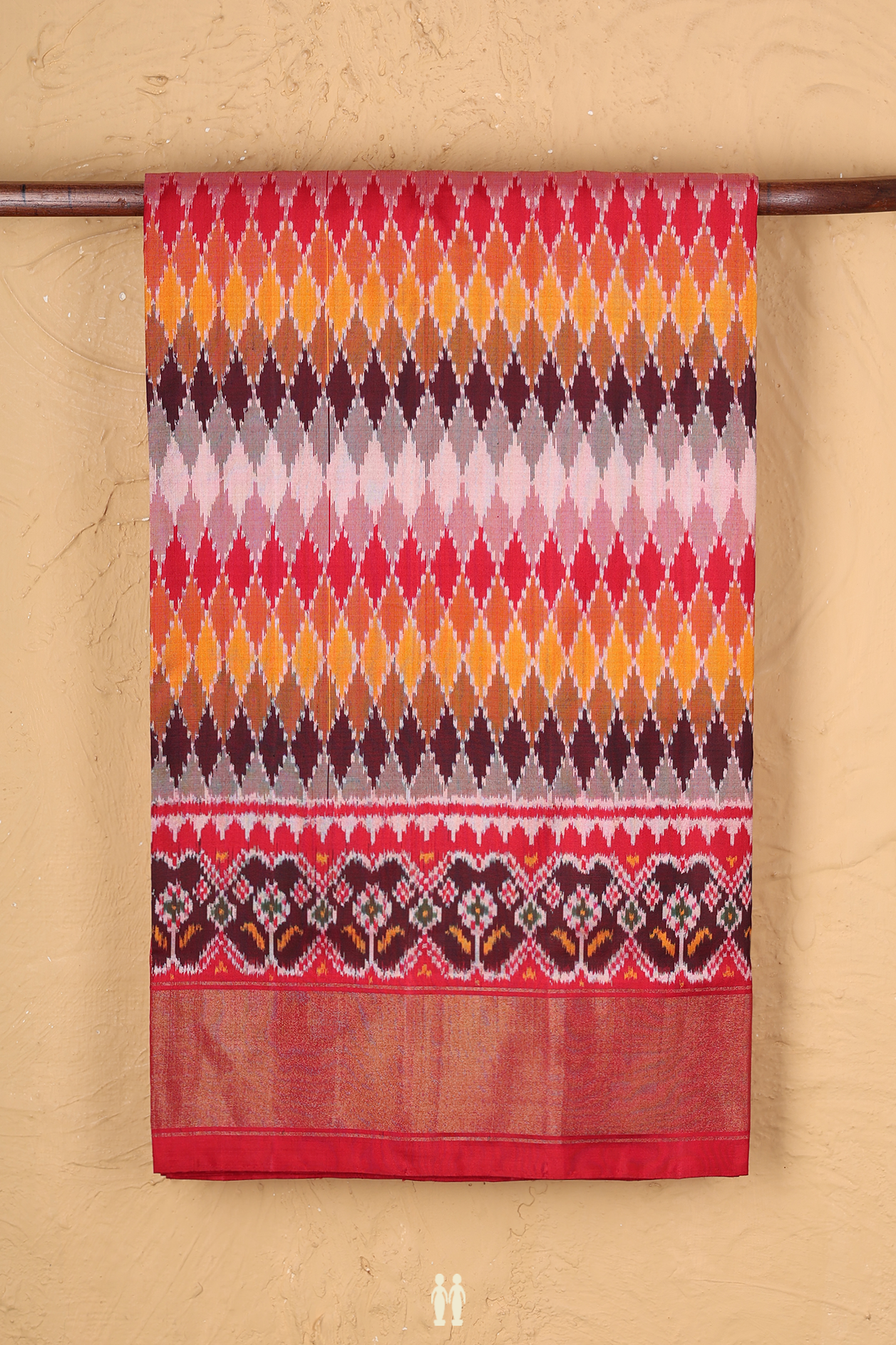 Pochampally Silk Saree In Multicolor With Allover Design