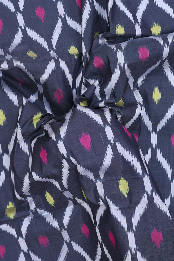 Pochampally Silk Saree In Pigeon Blue With Ogee Design