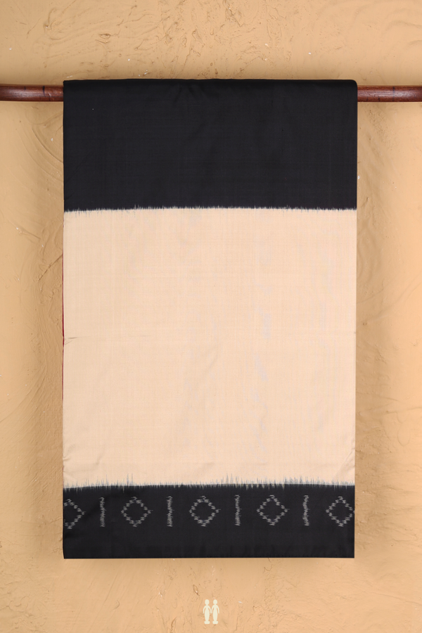 Pochampally Silk Saree In Plain Multicolor With Diamond Border