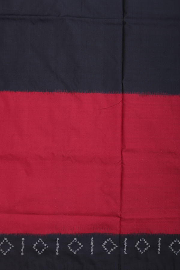 Pochampally Silk Saree In Plain Multicolor With Diamond Border